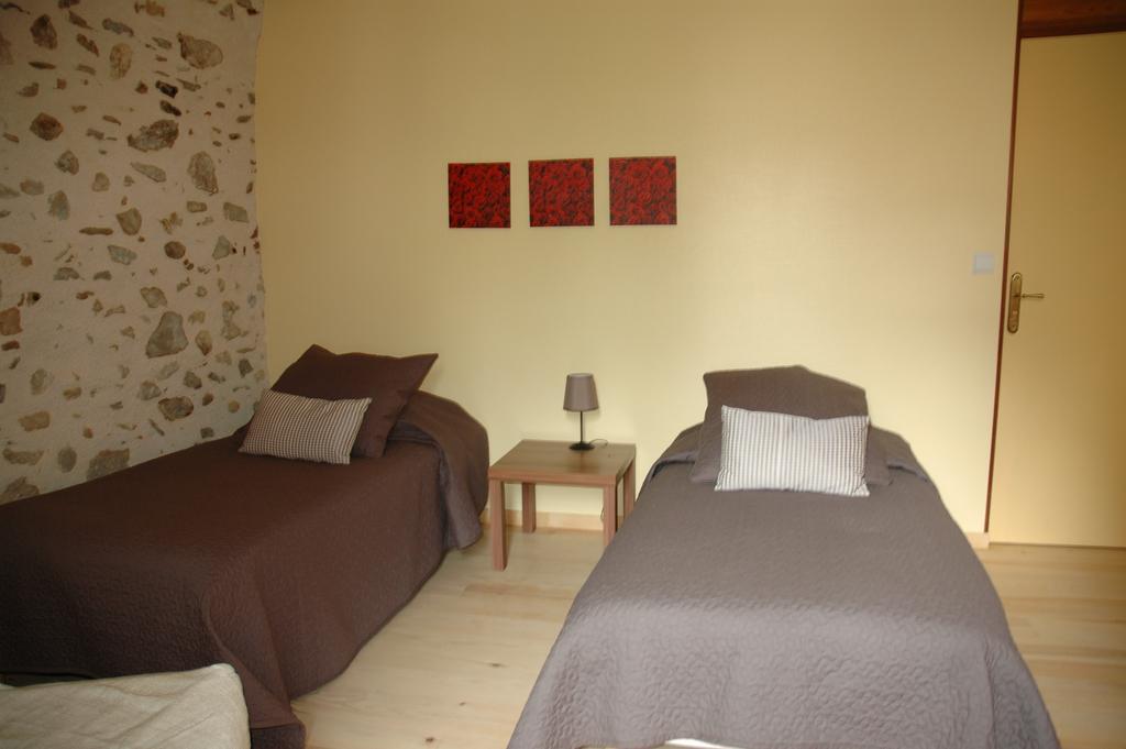 Maison Maxil Hotel Massat Luaran gambar
