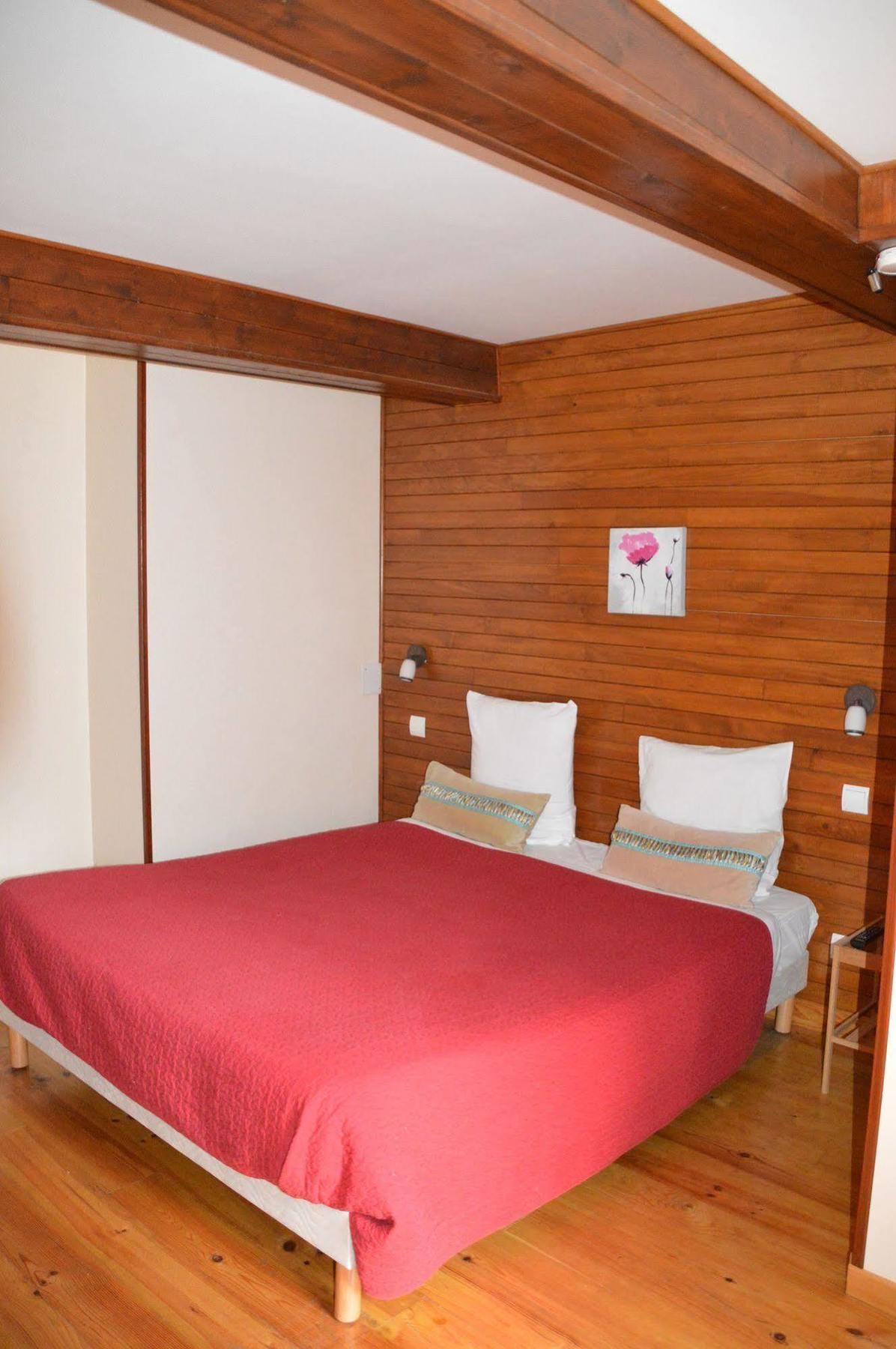 Maison Maxil Hotel Massat Luaran gambar