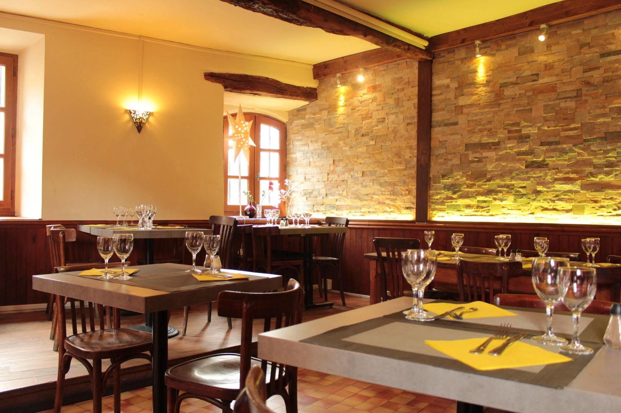 Maison Maxil Hotel Massat Luaran gambar